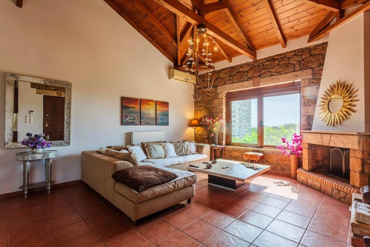 Mani'S Aura Seaside-Spacious Summer Retreat Kotronion  Exterior photo